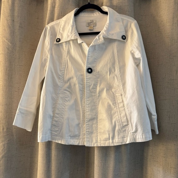 Christopher Banks Button White Jacket w/ Navy Buttons, Stretch  Pockets. Size L - Picture 1 of 10